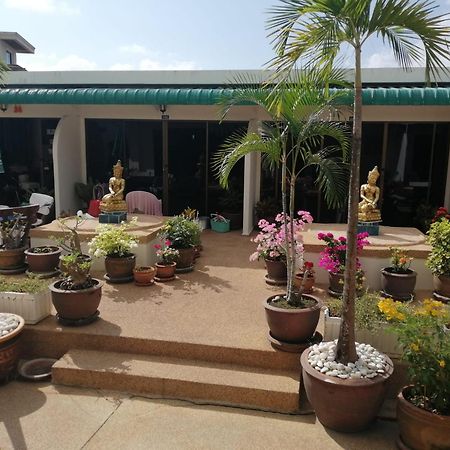 Blue Sky Residence Patong Екстер'єр фото