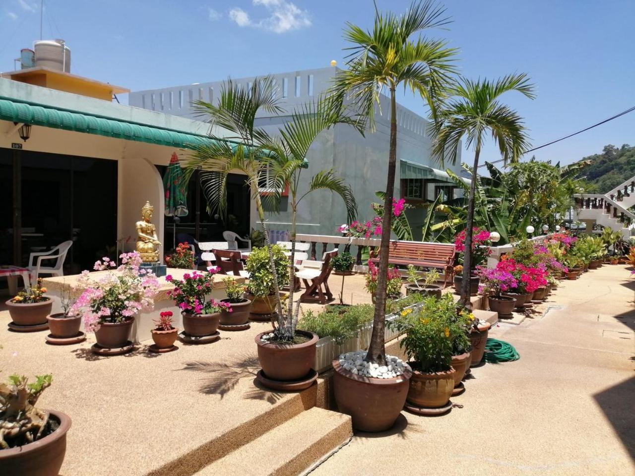 Blue Sky Residence Patong Екстер'єр фото